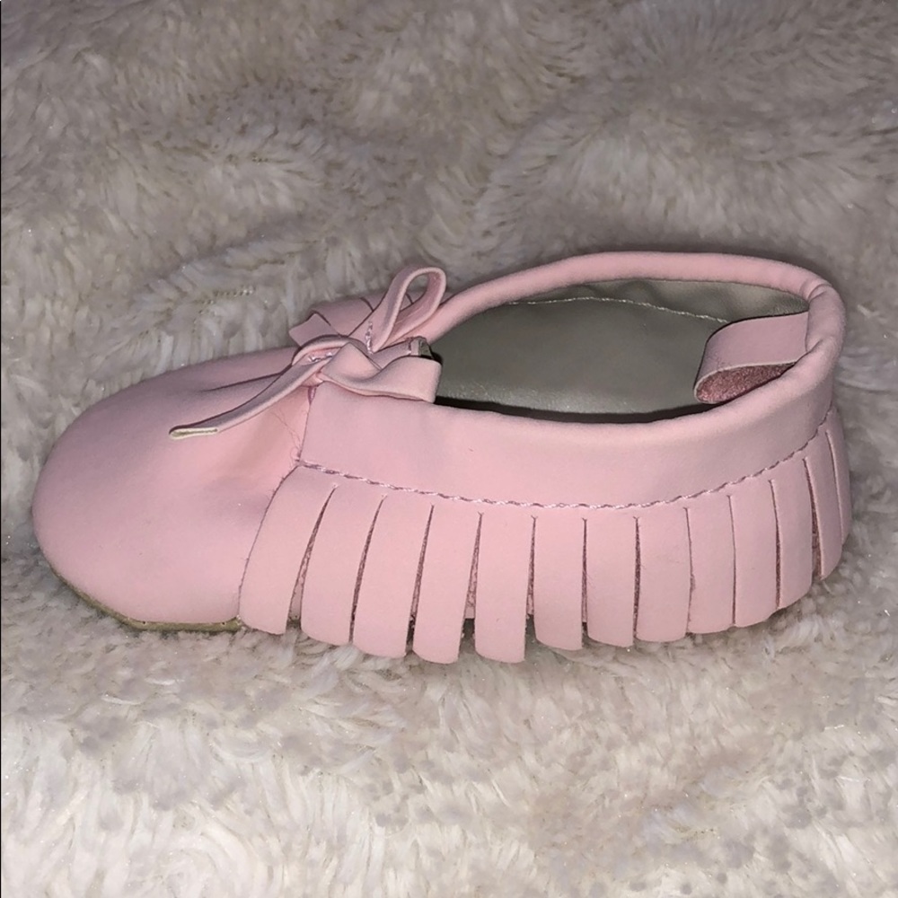 Size 6-12 months Pink Baby Shoes - Picture 3 of 8